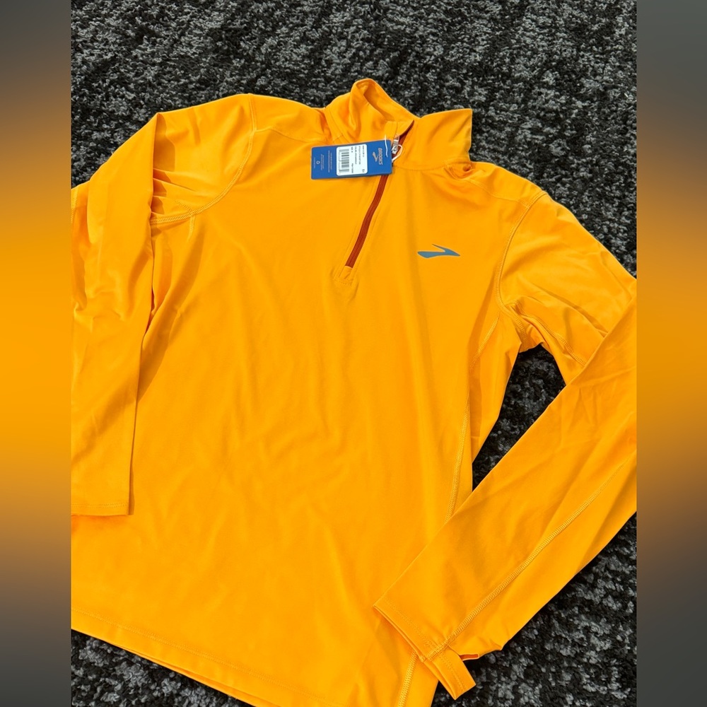 Brooks Running pullover Men’s M Medium BNWT
